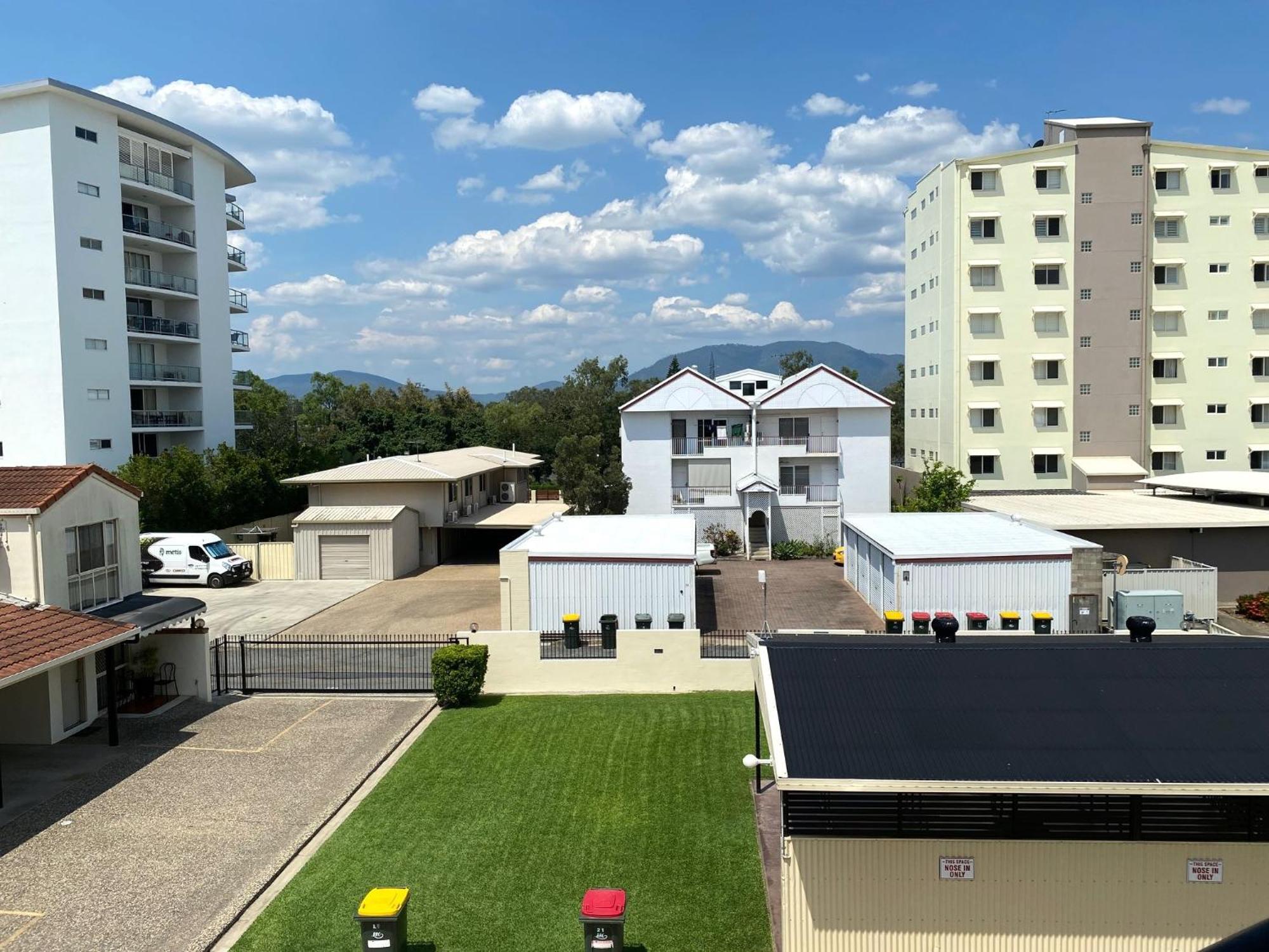City Ville Apartments And Motel Rockhampton Oda fotoğraf